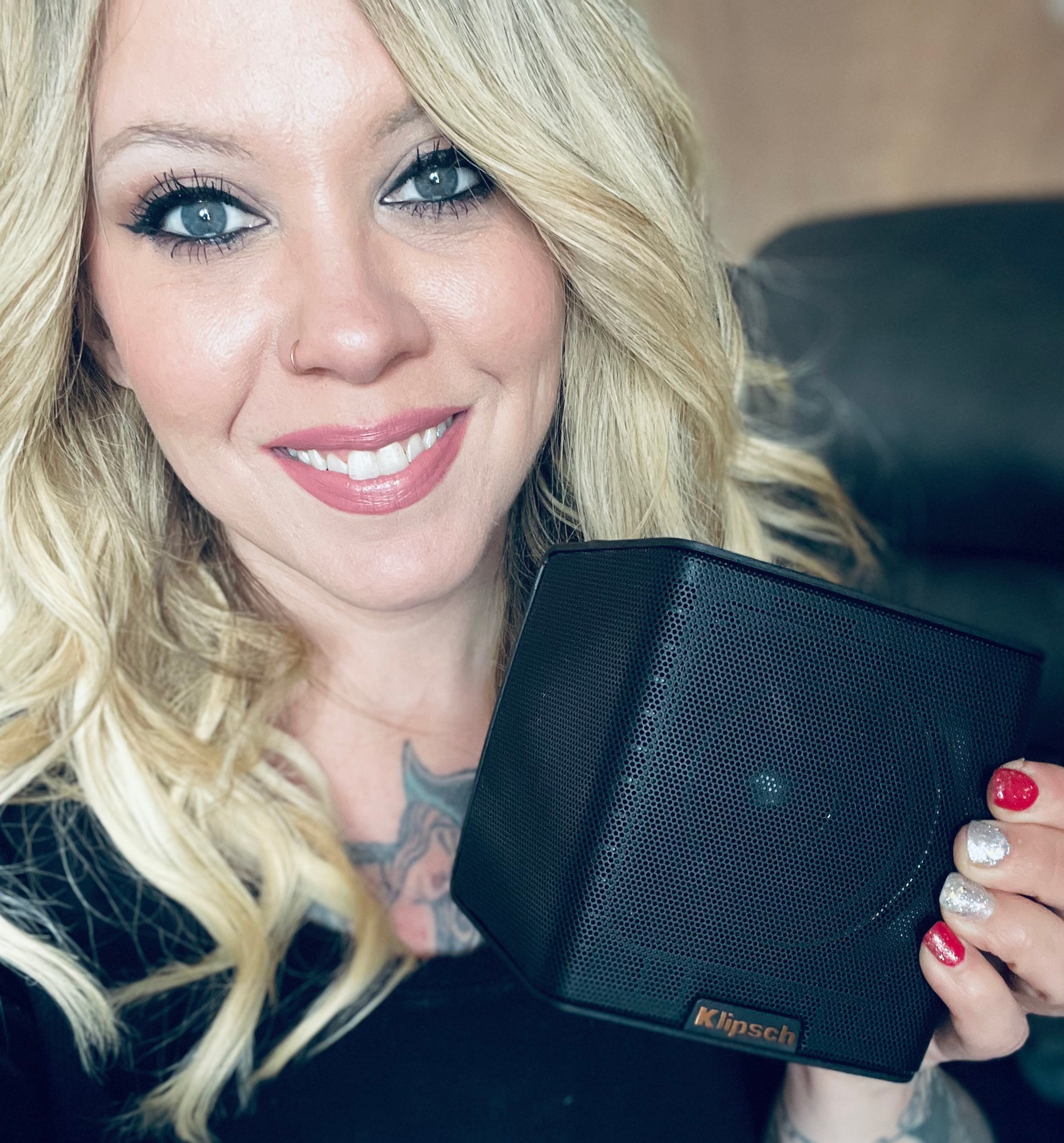 Klipsch Köşesi: Krissy Vanderwoude